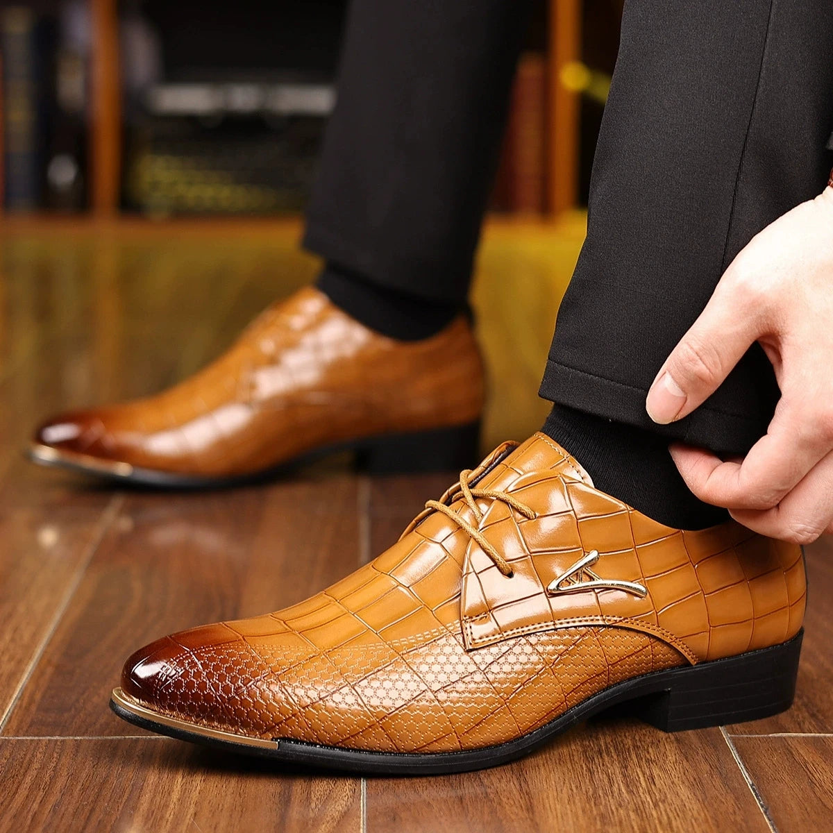 Fashion PU Leather Shoes Men Business Formal Dress Footwear Black Brown Casual Suit Comfortable British Style Groom Men Shoes